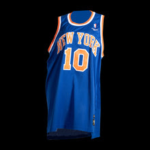 Load image into Gallery viewer, Throwback NY Knicks Frazier #10
